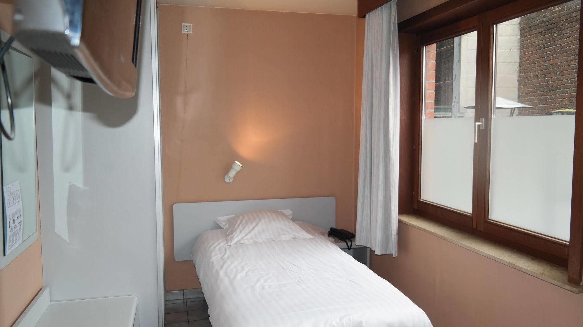 De Bonte Os Hotel & Tower Roeselare Exterior foto